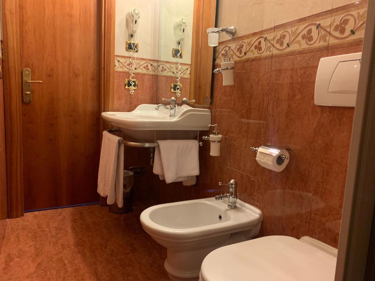 Consoli Romani Vatican Rooms Extérieur photo